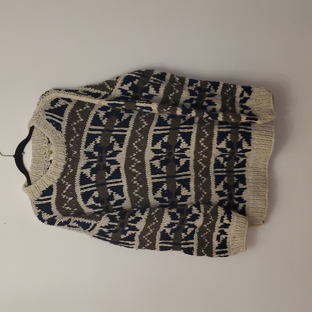 Unisex wool Fisherman's sweater.